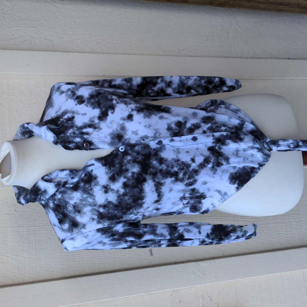 Ultra Flirt Black & White Button Down  Tie Dye Top Blouse